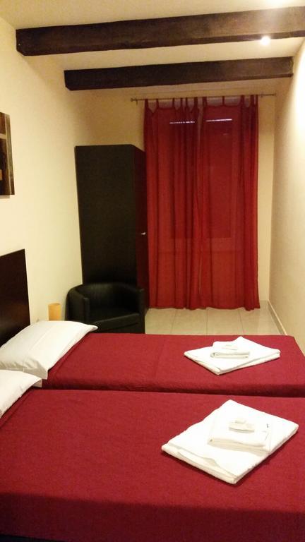 Hostel Mosaic Rom Rum bild